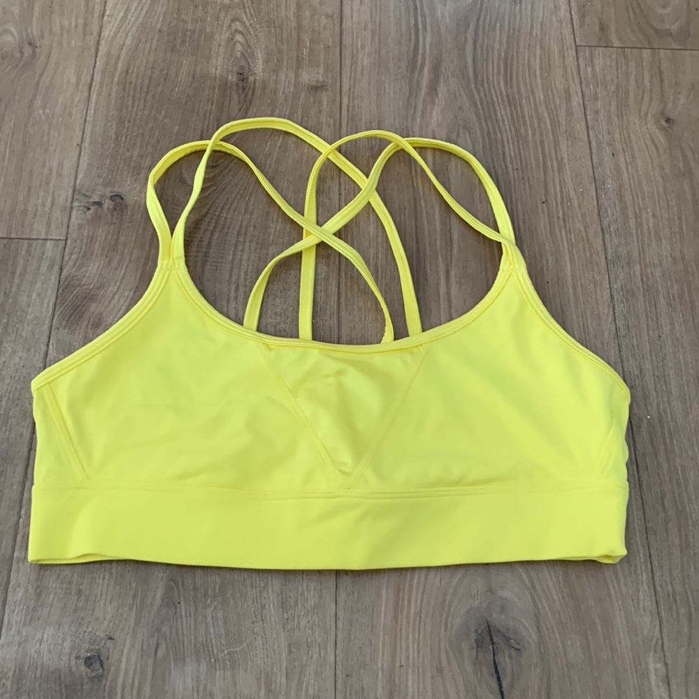 Women’s Sports Bra